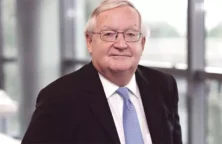 Patrick Artus, conseiller économique de Natixis