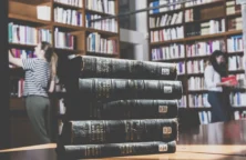 Édito – En finir avec les lois vitrines