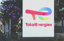 Énergie solaire: TotalEnergies renforce son alliance avec le magnat indien Adani
