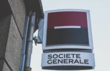 Au 26 décembre, la Société Générale annonce le rachat de 1,3% de son capital