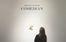 Ventes aux enchères : une banane et son morceau de scotch vendus pour plus de 6 millions de dollars