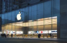 Trump menace Apple de 25% de droits de douane si les iPhone ne sont pas fabriqués aux États-Unis