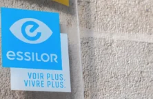 EssilorLuxottica conserve une trajectoire favorable